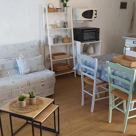 Les Becs - Appartement Bord De Mer, 1 Chambre Сент-Илер-де-Рие Екстериор снимка