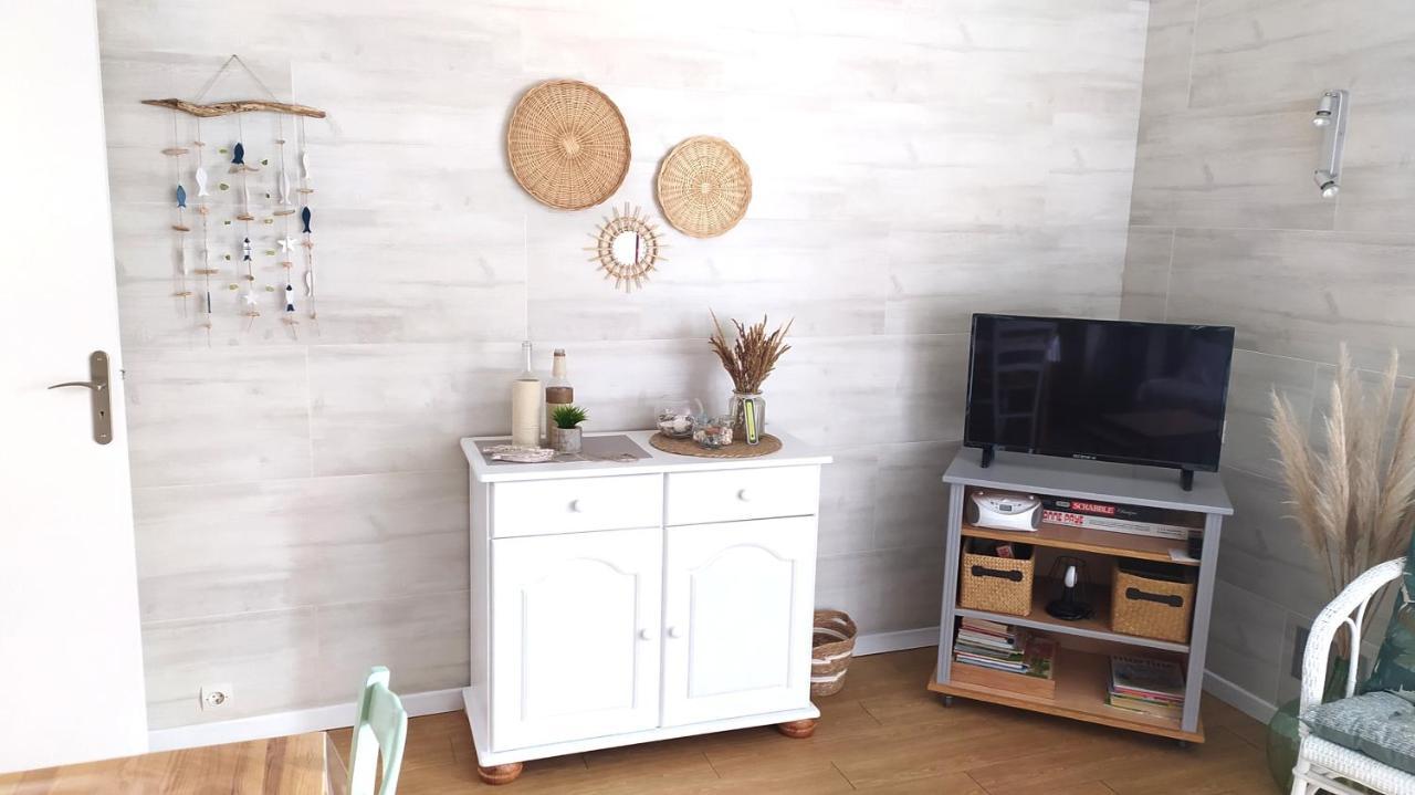 Les Becs - Appartement Bord De Mer, 1 Chambre Сент-Илер-де-Рие Екстериор снимка