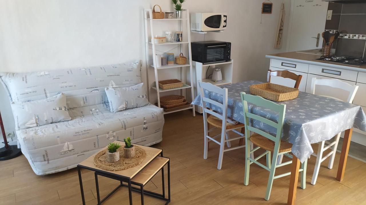 Les Becs - Appartement Bord De Mer, 1 Chambre Сент-Илер-де-Рие Екстериор снимка