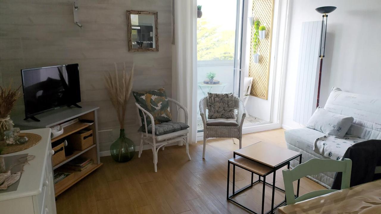 Les Becs - Appartement Bord De Mer, 1 Chambre Сент-Илер-де-Рие Екстериор снимка